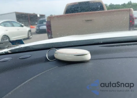 2021 Nissan Kicks Sv Xtronic Cvt z USA, uszkodzony, nr VIN 3N1CP5CVXML501079